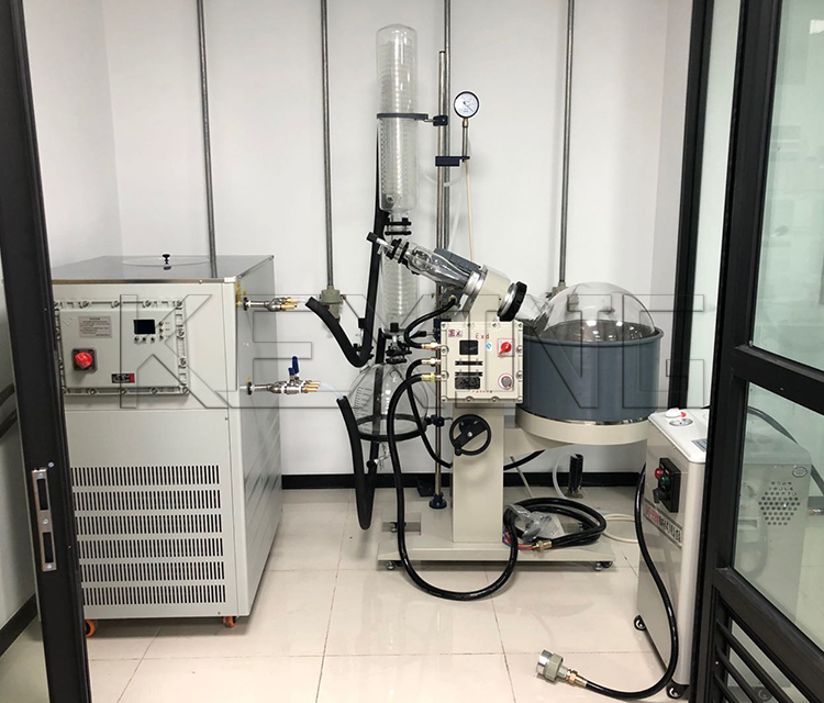 旋转蒸发仪+防焊低温泵+循环水真空泵